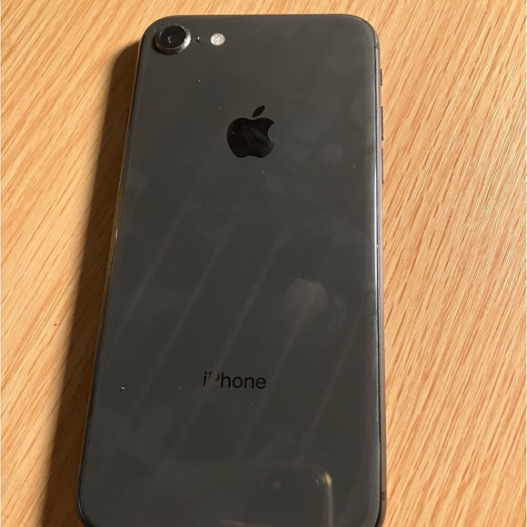 iPhone 8